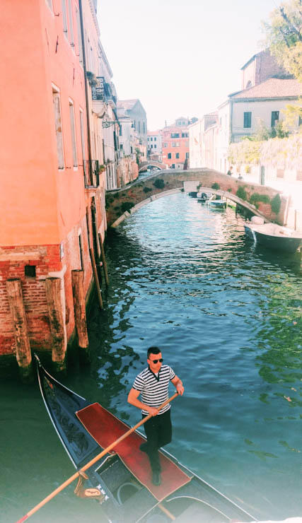 Things To do in Venice - Airbnb accomodation right on the Venetian Canal