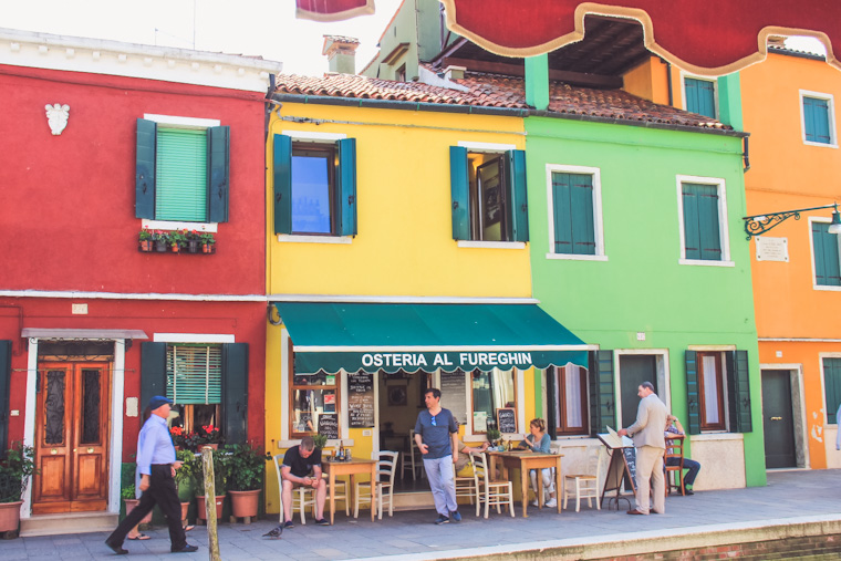 Day Trip to Burano from Venice - Burano Shops and colorful houses in the fisherman's island of Burano
