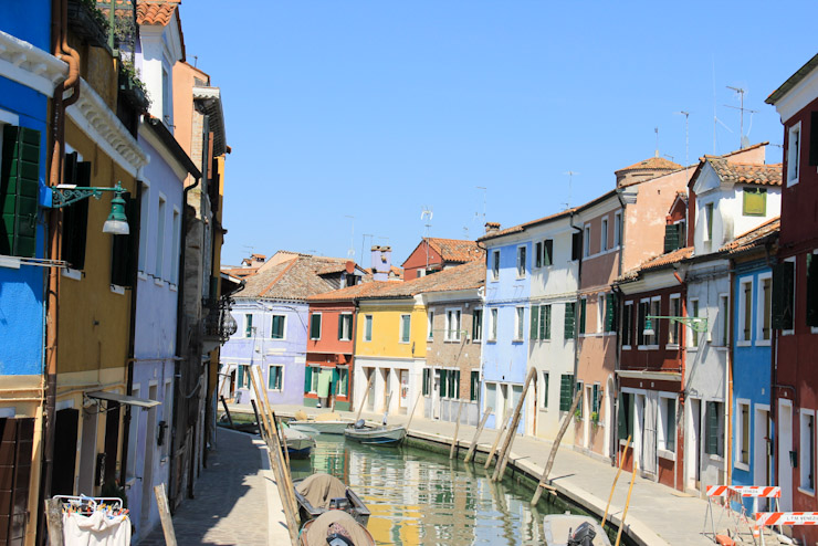 Day Trip to Burano from Venice - Colorful Houses of Burano