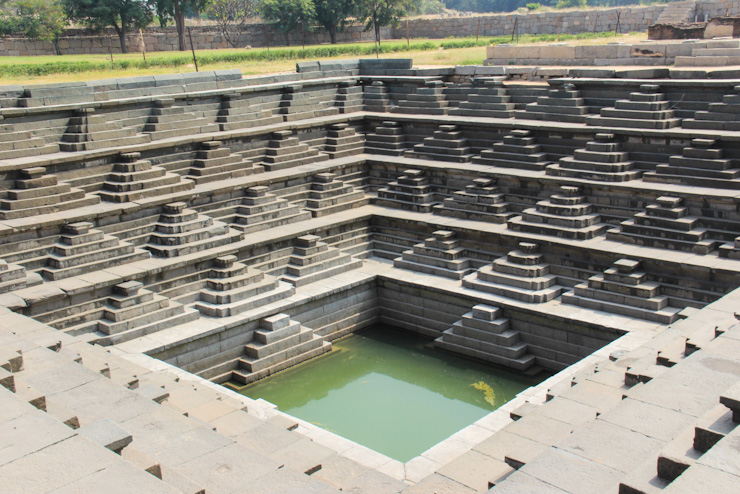 2 Day Hampi Itinerary - Things to Do in Hampi - Pushkarini at Royal Enclosure