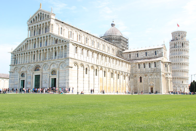 Day trip to Pisa from Florence, Italy - Pisa Cathedral, Leaning Tower of Pisa, Baptistery