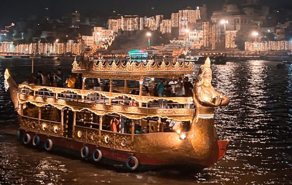 Jalpari-Boat-Varanasi-Dev Deepavali